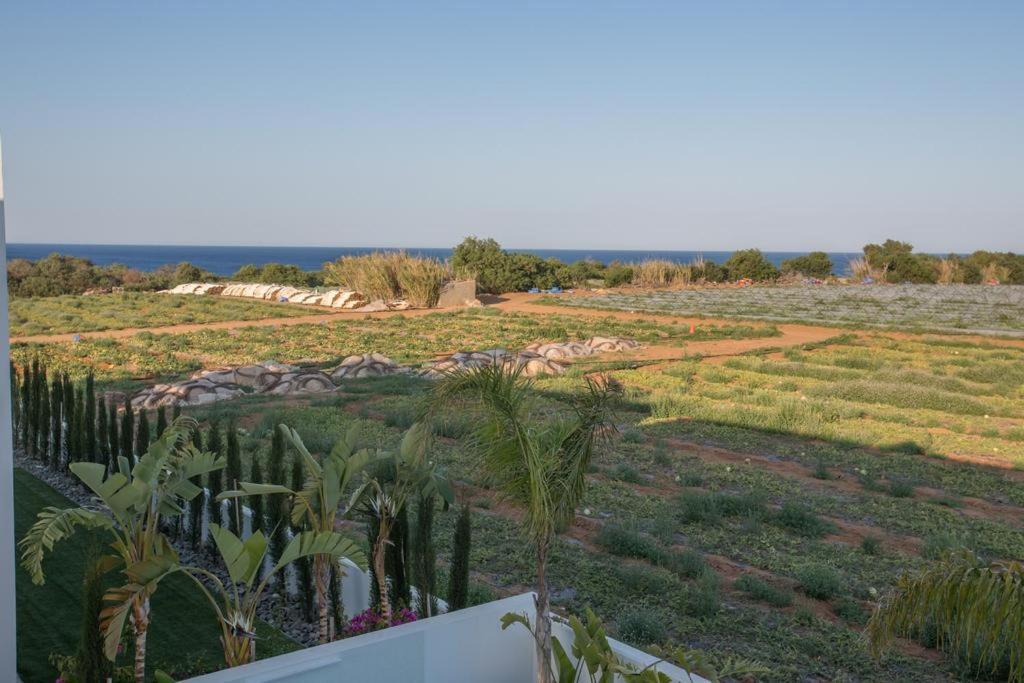 The White H Villa, Protaras, Fresh And Peaceful Paralimni Esterno foto
